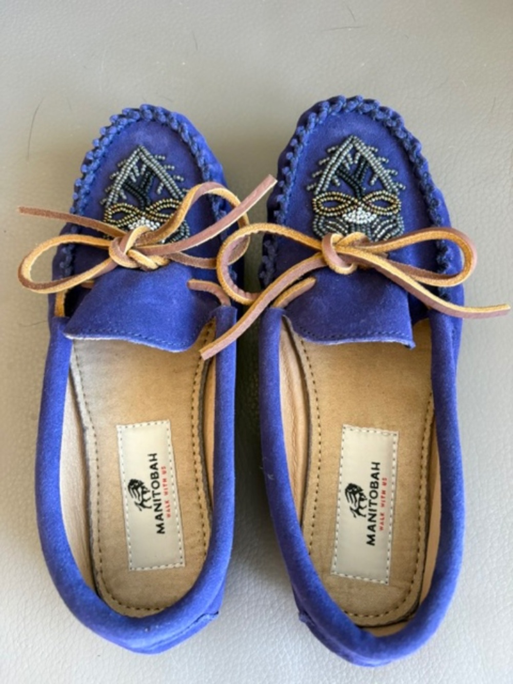 MANITOBAH MUKLUKS Women's sz 5 suede leather moccasin slippers indigo blue